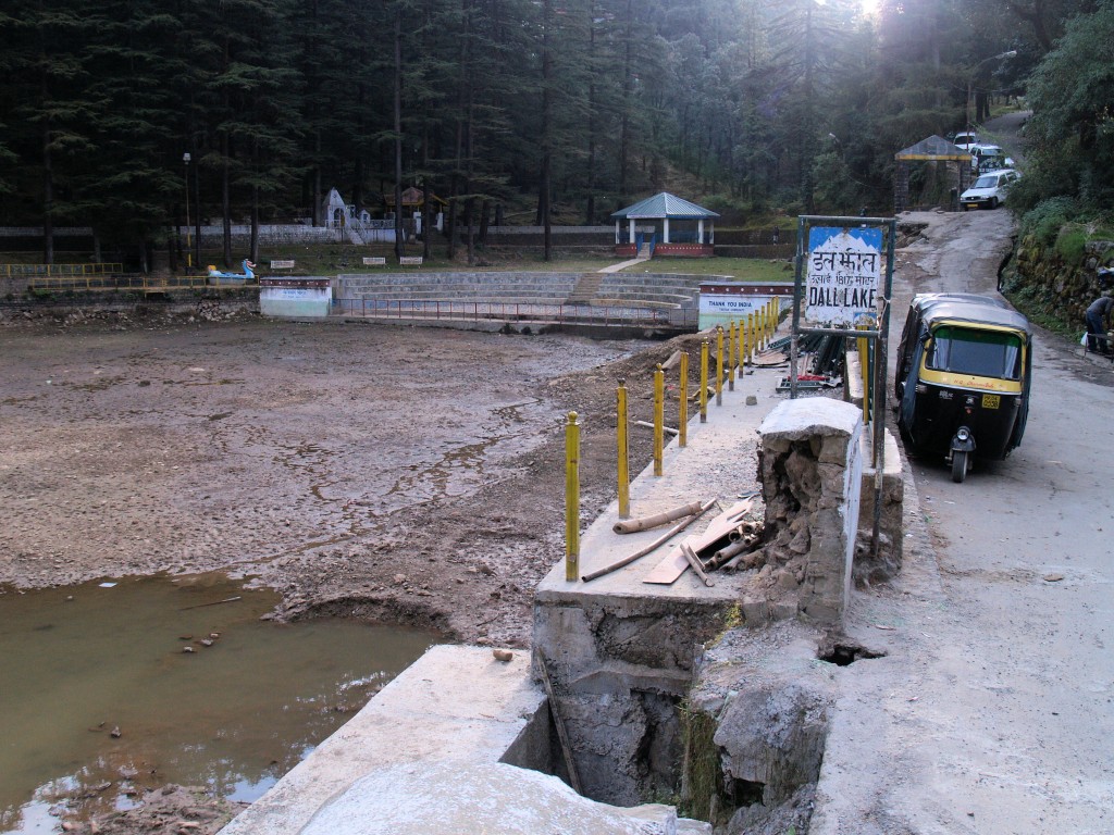 Dry Dal Lake McLeod-Ganj-09-Nov-11-347.jpg