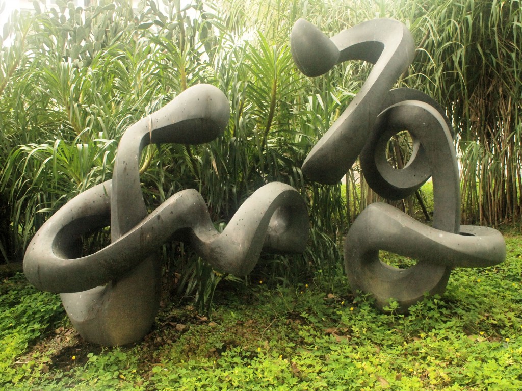 Peace sculpture by Singaporean artist Chua Boon Kee
